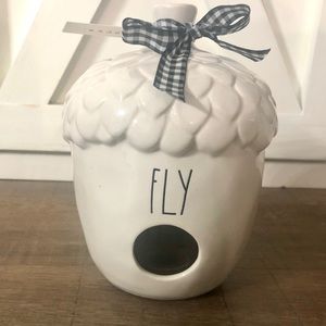 Rae Dunn Acorn Fly Birdhouse